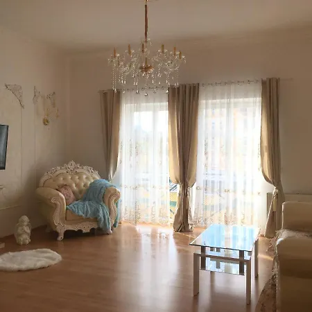Apartments Andronic & Capitolina Apartamento